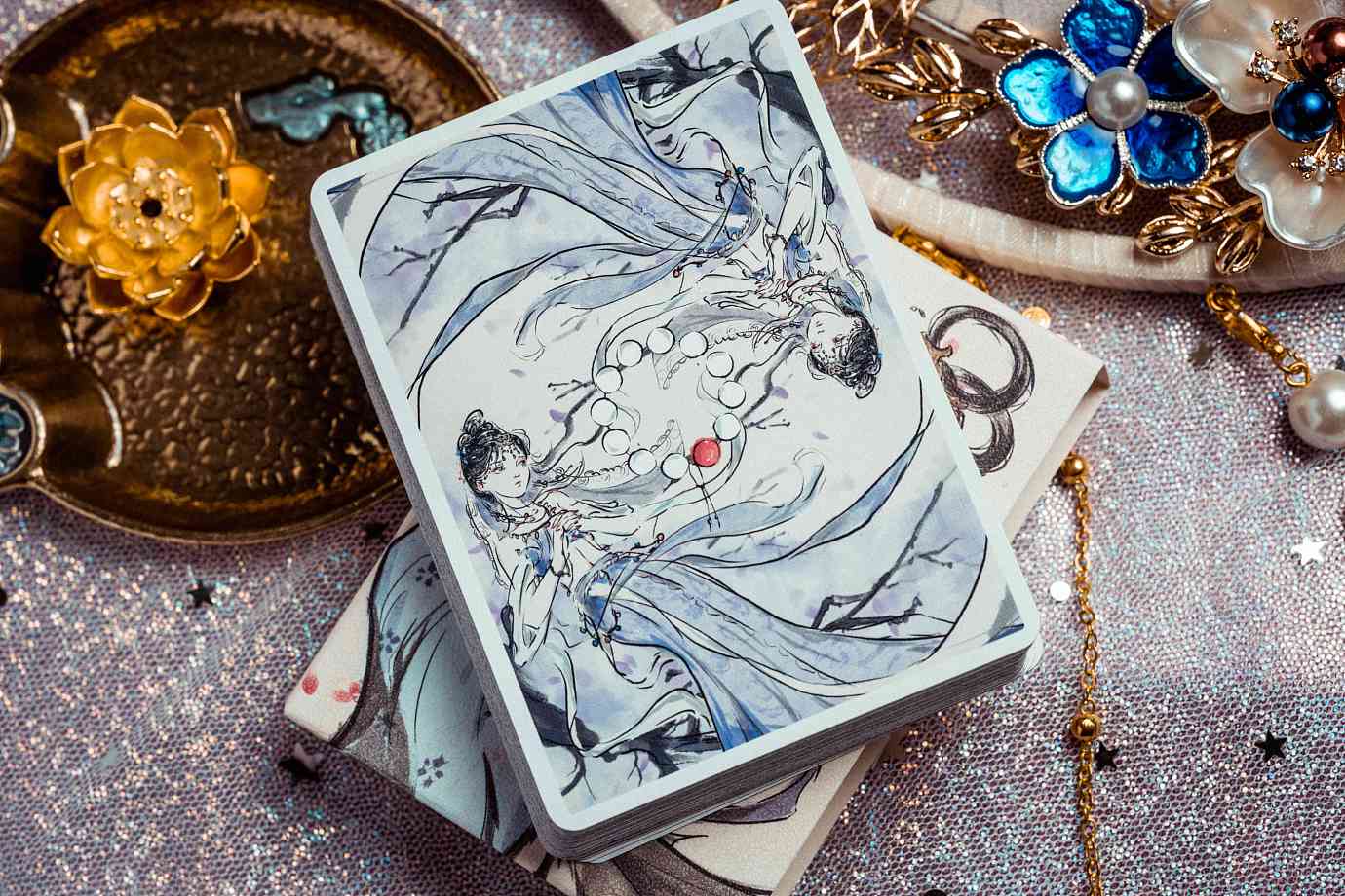 Women Kingdom Playing Cards Half Brick (5 Standard + 1 Gilded) (Ships Dec-Jan) - Zealous Star Playing Cards